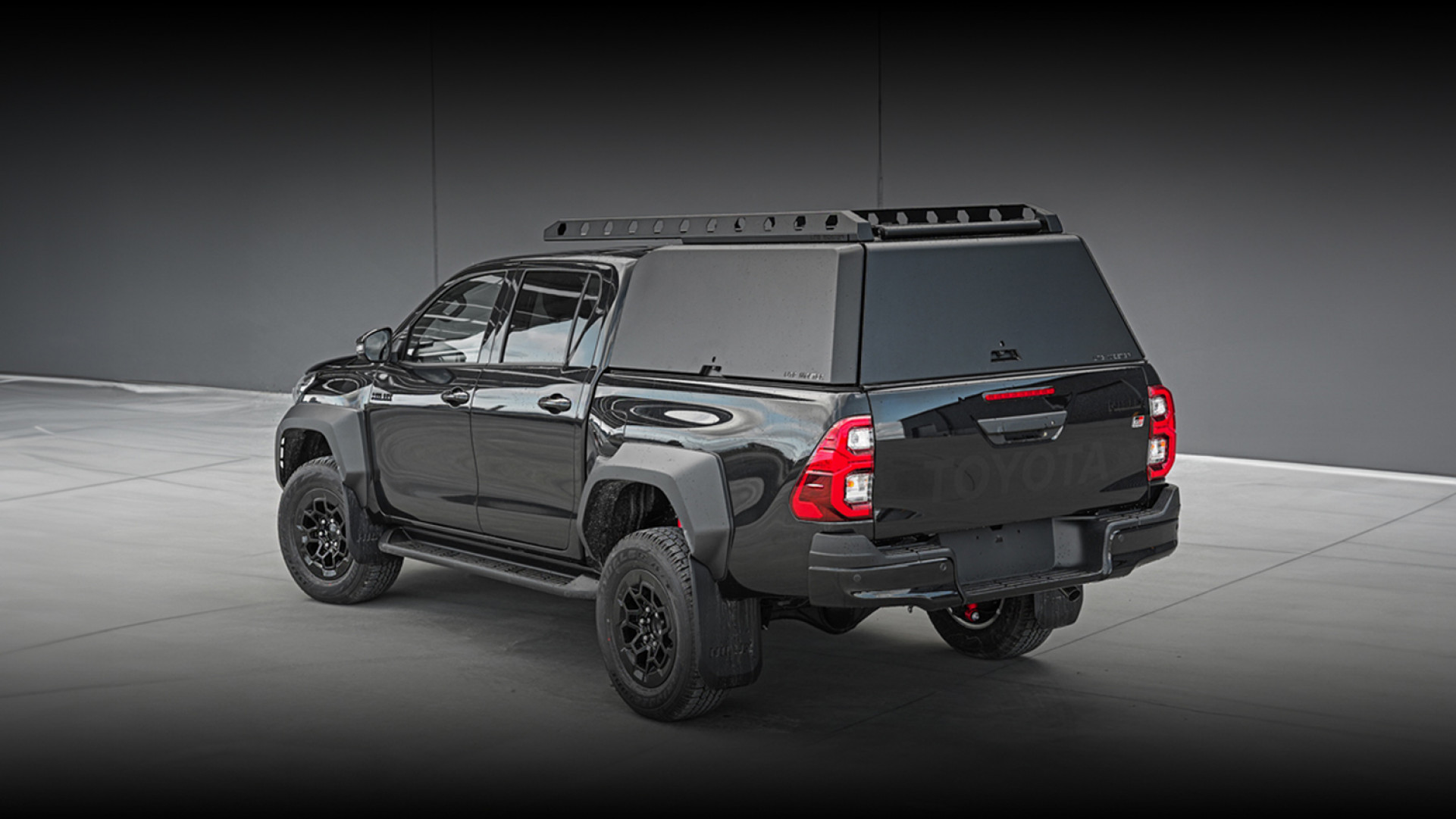 TOYOTA HILUX CANOPY