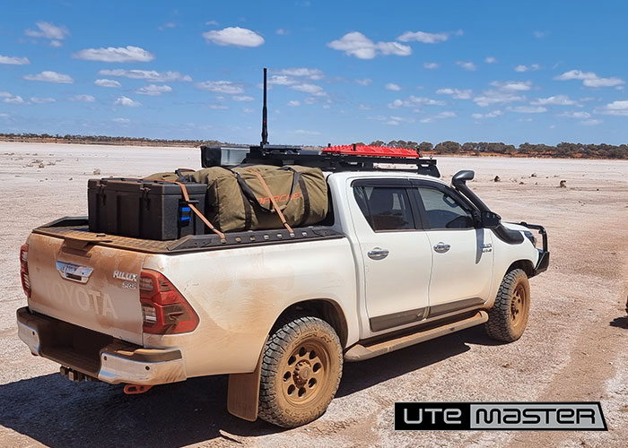 Utemaster Hard Lid to suit Toyota Hilux SR5 4x4 Offroad Setup Load Lid Tradie Setup Tub Cover Tonneau Cover