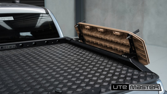 Utemaster Load Lid Hard Lid Ute Accessories MaxTrax Mounts Rhino Rack
