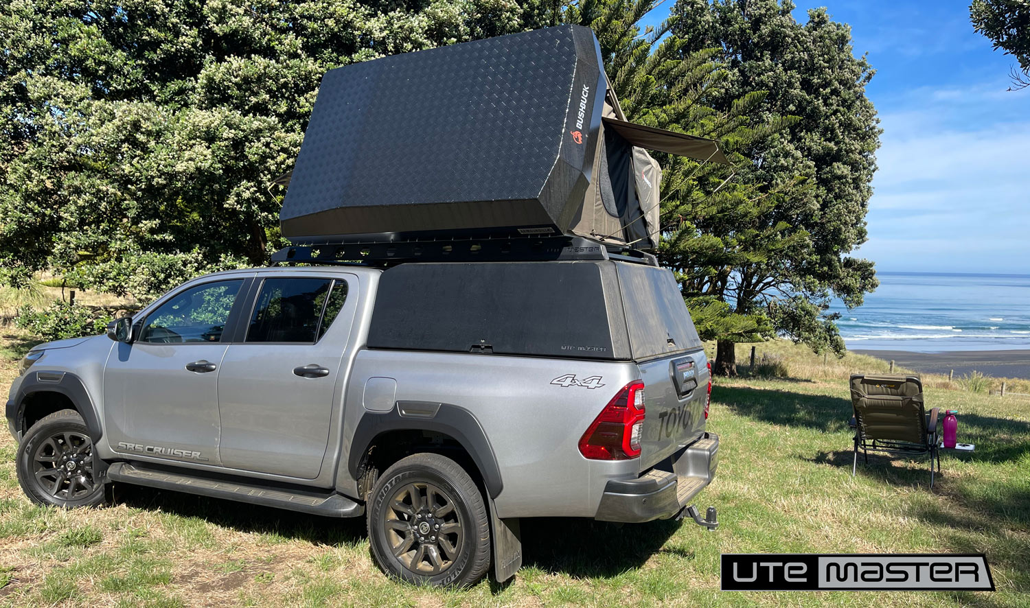 Roof top shop tent canopy