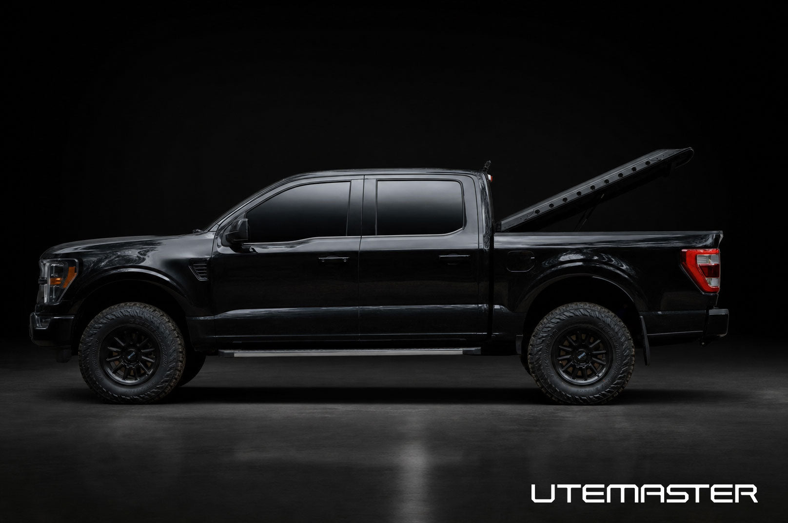 Ford F150 Hard Lid