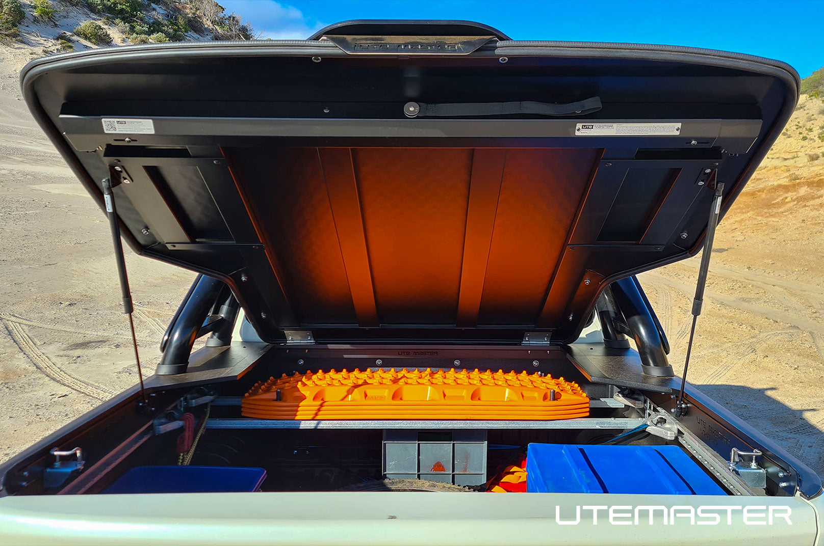 Nissan Navara Load Lid to suit Sports Bar