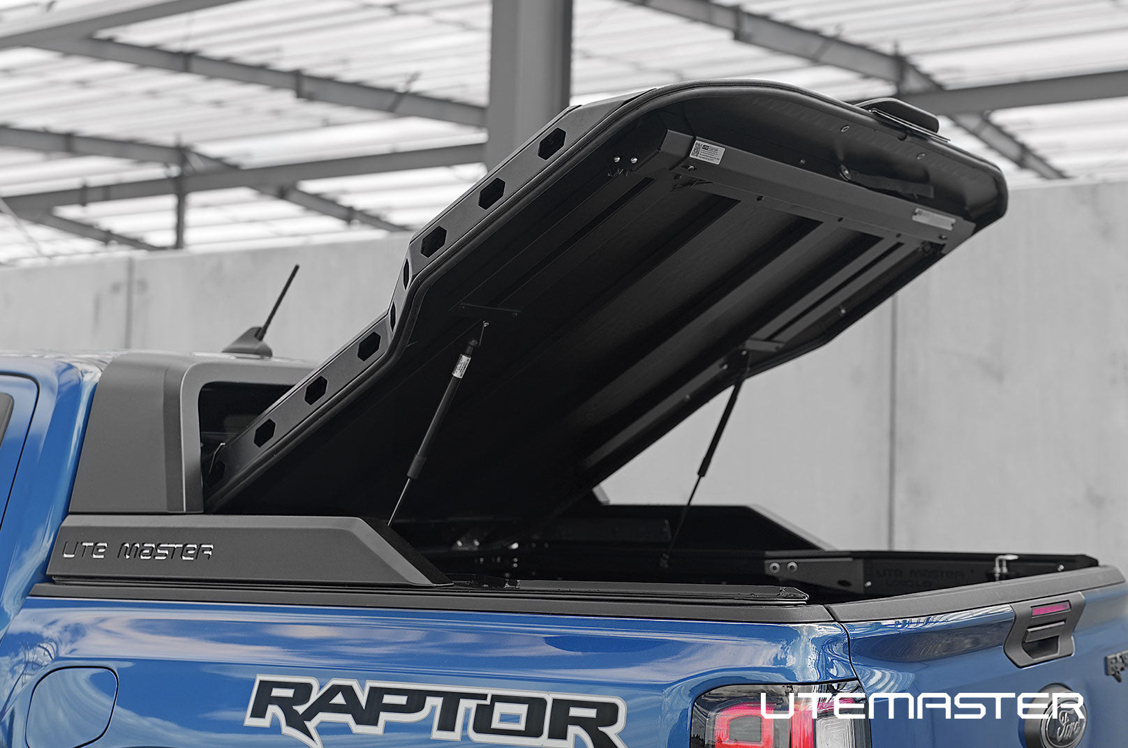 Ford Ranger Load Lid with Utemaster Sailplane