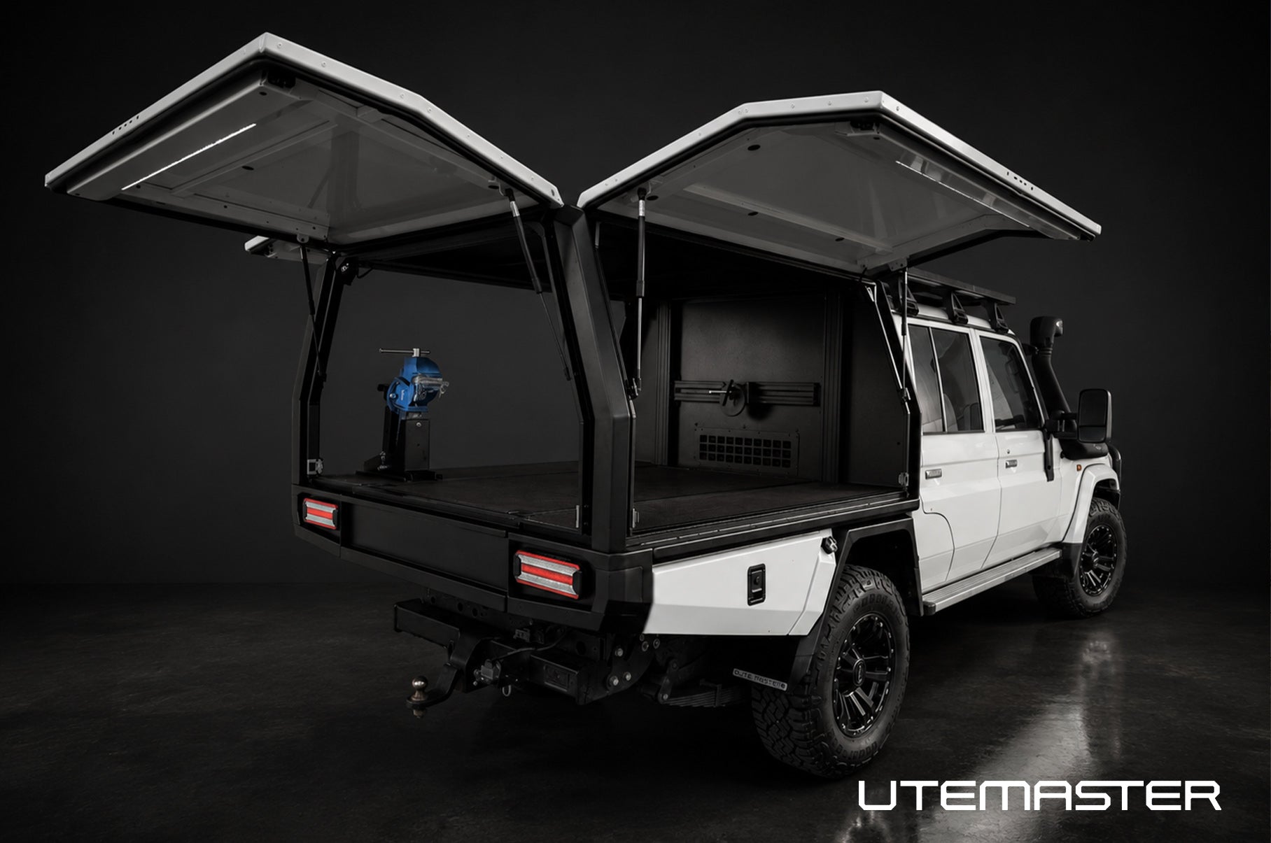 Toyota Landcruiser Full-Time Chassis Canopy
