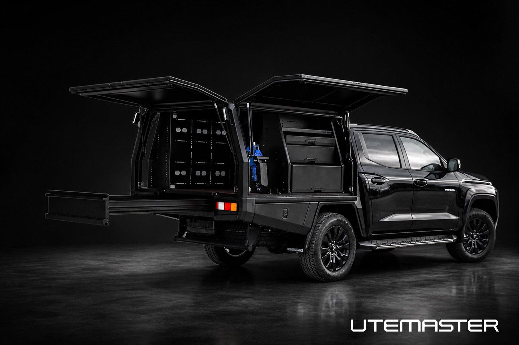 Mitsubishi Triton Full-Time Chassis Canopy